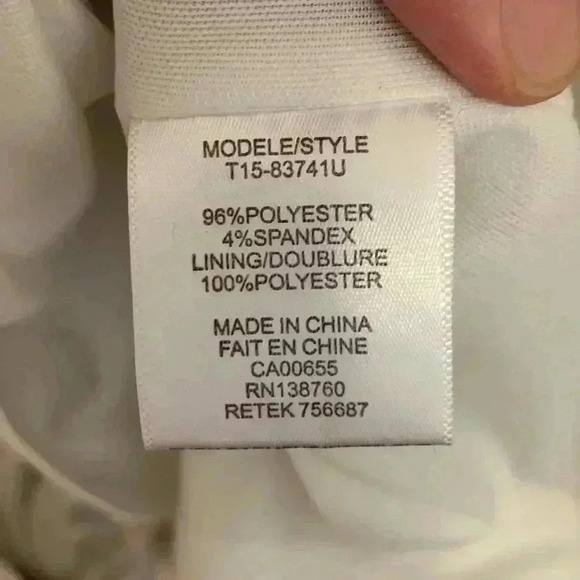 stork & babe pull  on floral midi dress with cap sleeves - Picture 6 of 7